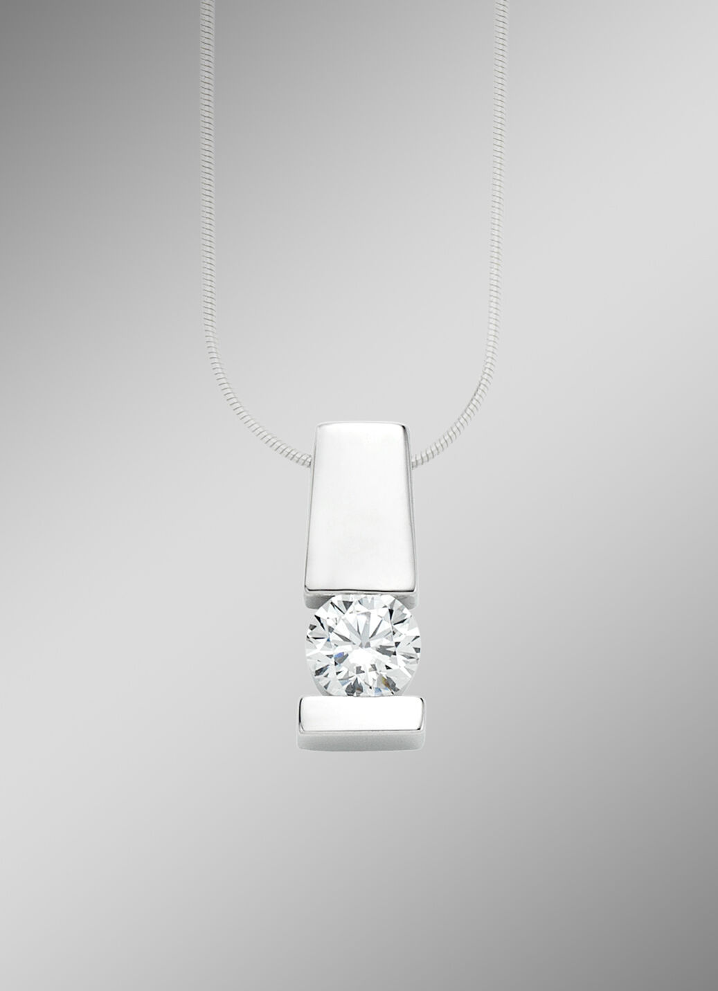 Edler Anhänger in Weissgold mit Brillant