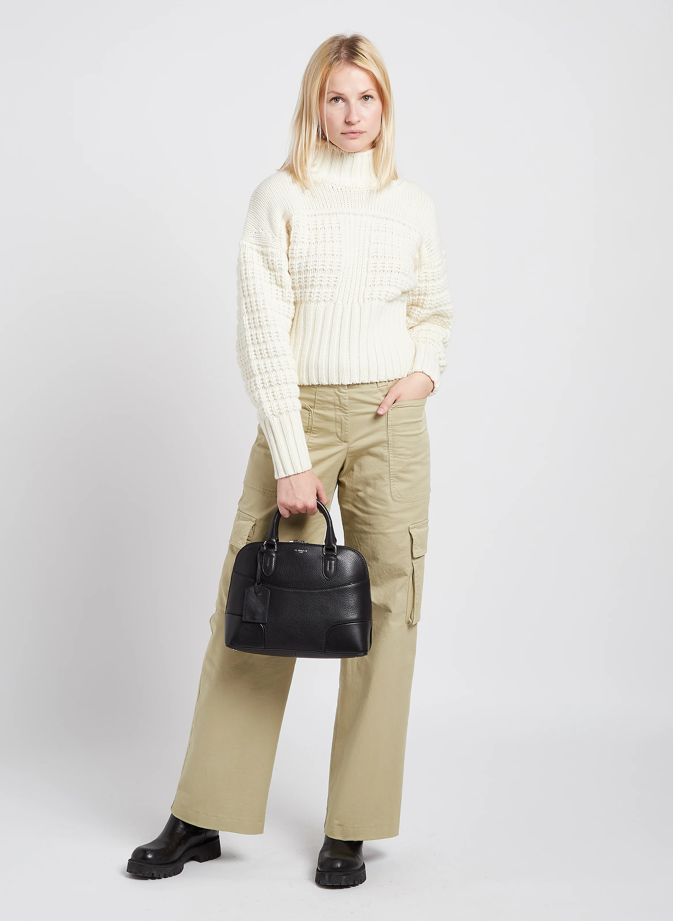 ROMY - Sac bugatti en cuir grainé| Noir