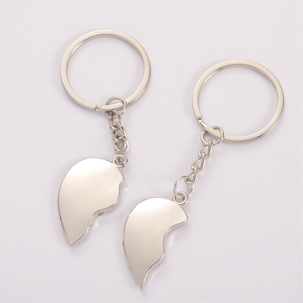 (2er Set) Magnetische Metall Herz Schlüsselanhänger Couple Handtaschen Accessoire mit Spaltring für Liebespaare / Feunde - Silber