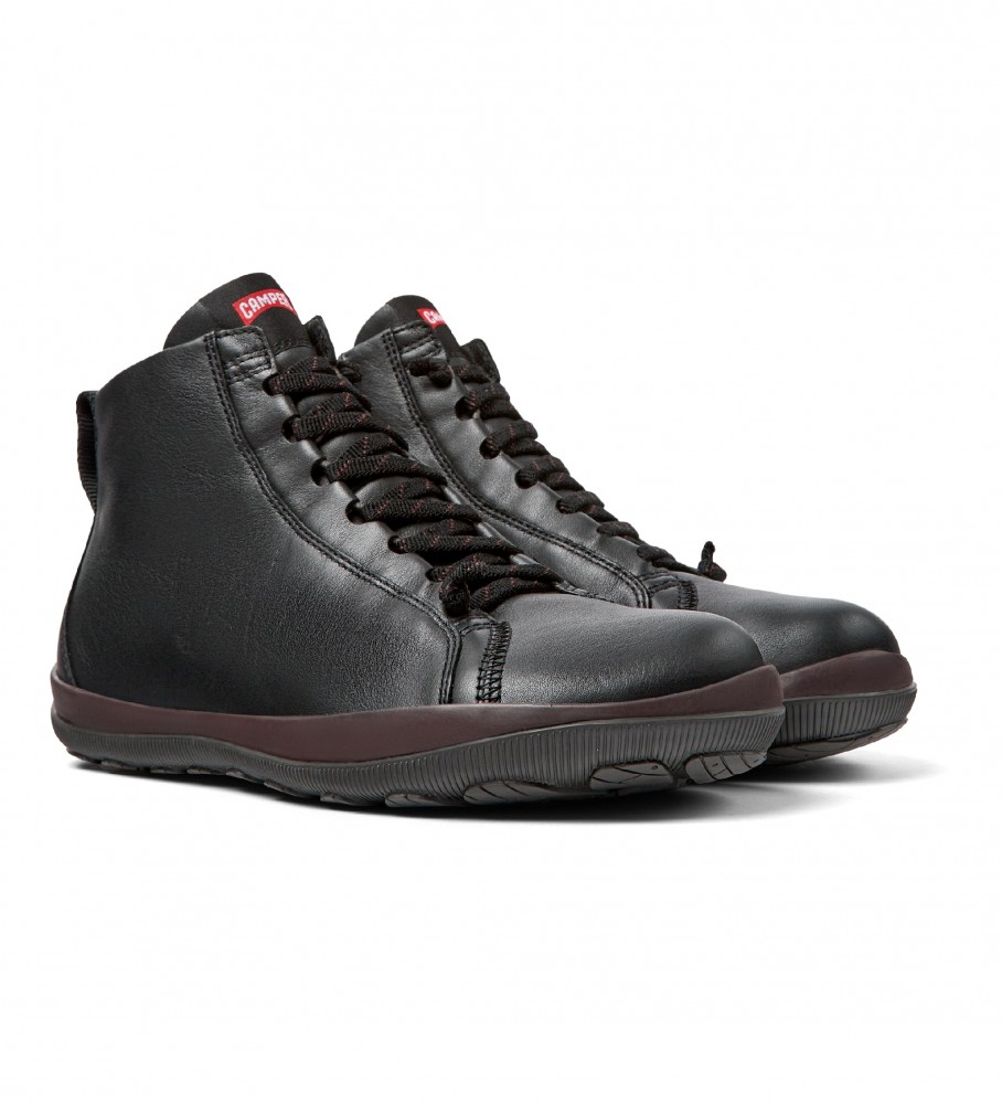 Botas Camper Peu Pista GM em couro preto