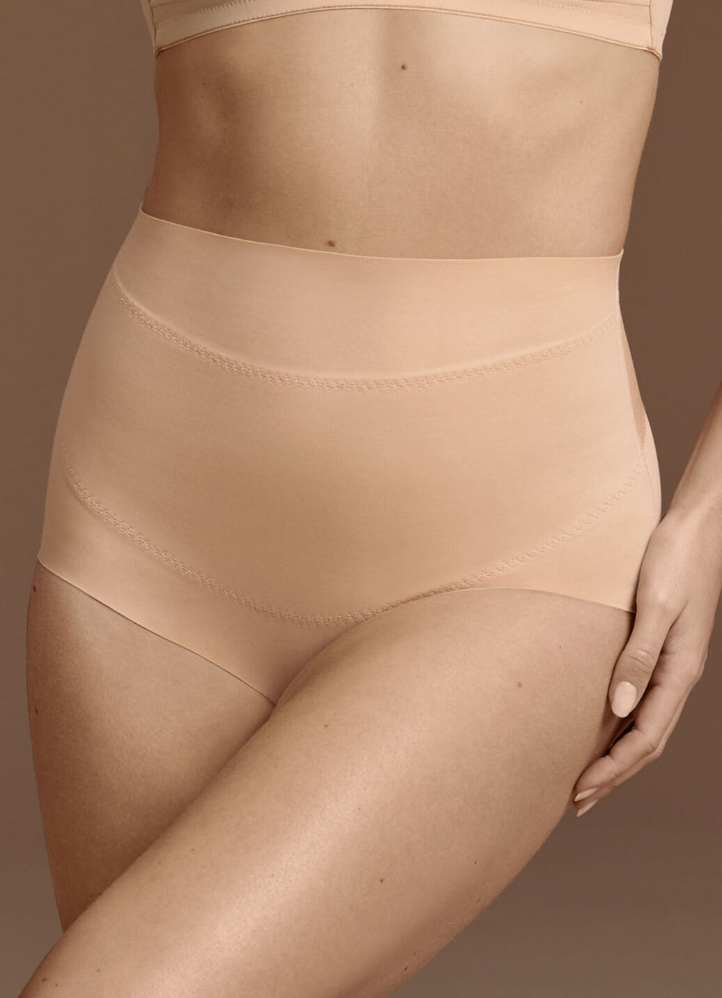 Anita Miederhose mit sanft massierendem Effekt