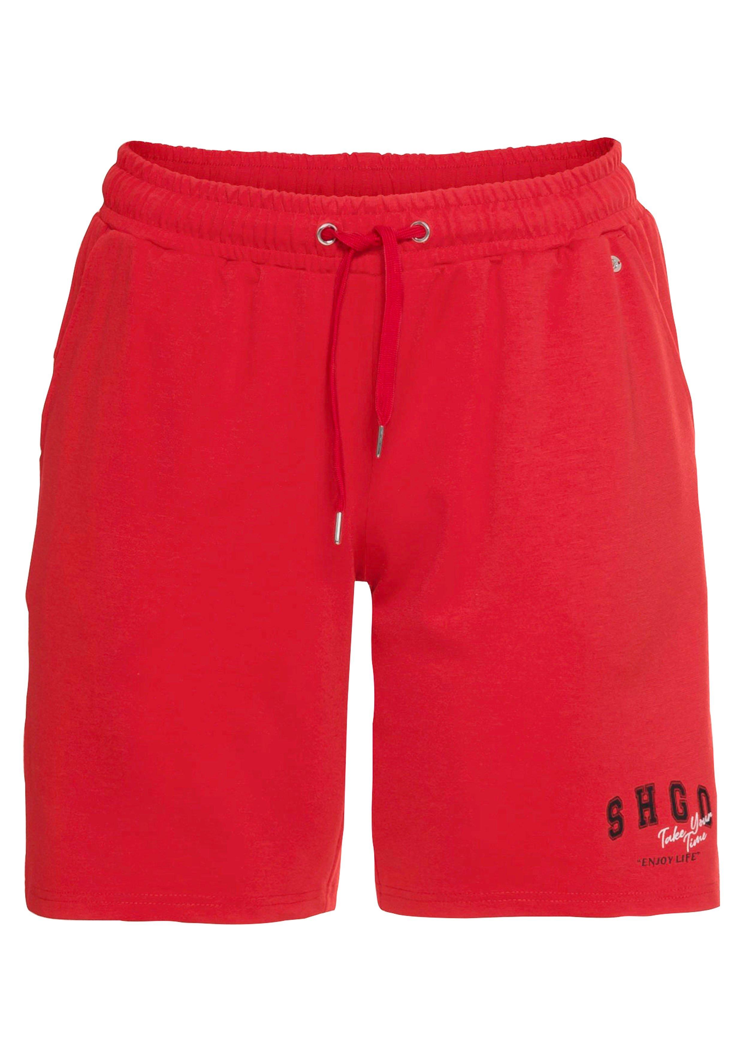 Bermudas aus Funktionsmaterial, mit kleinem Print