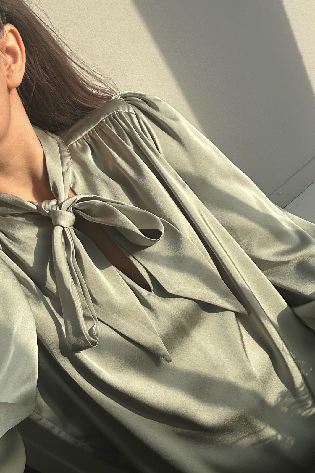 Neo Noir Jaz Bow Blouse smoke green