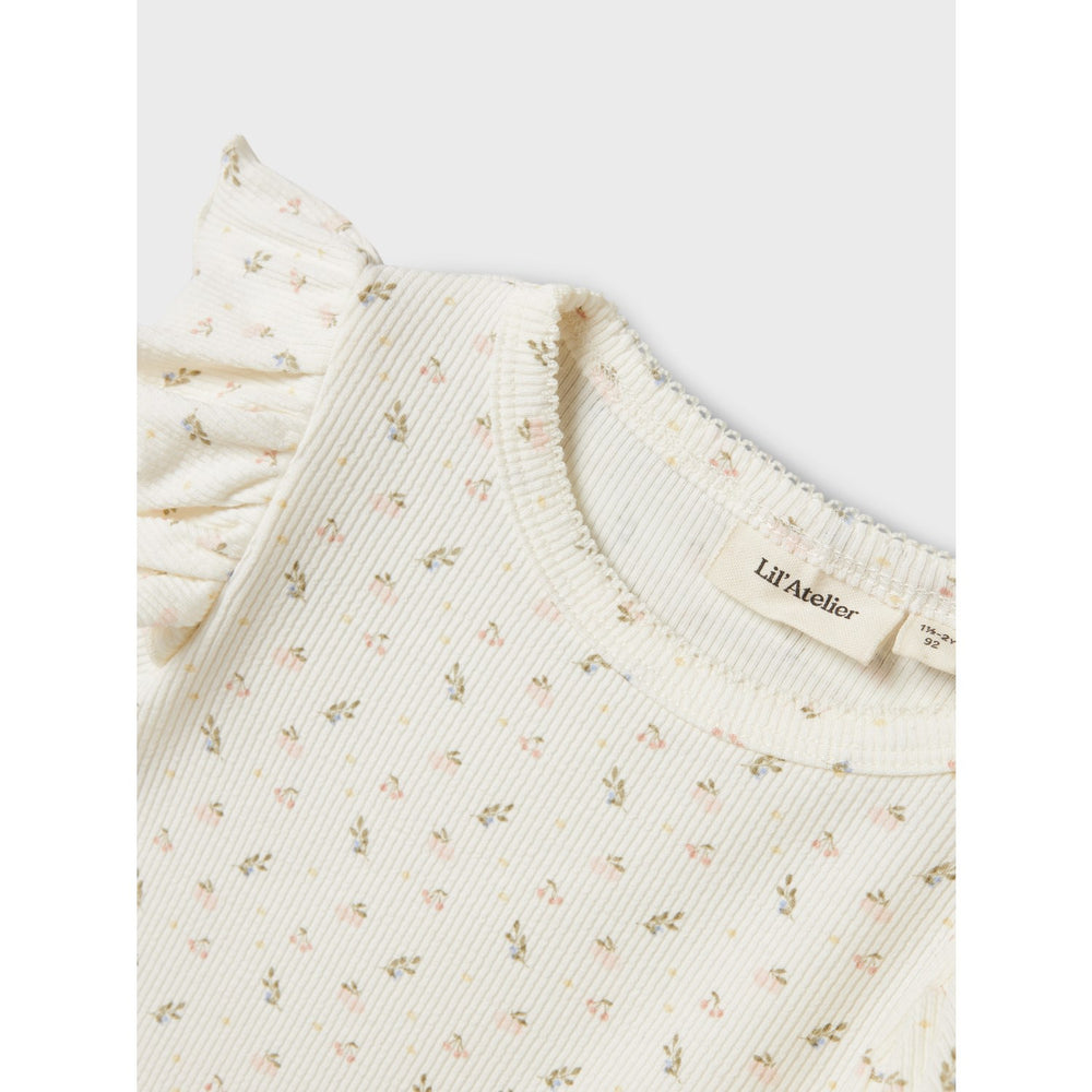 Køb Lil'Atelier Coconut Milk Gago Kuo Slim T-Shirt