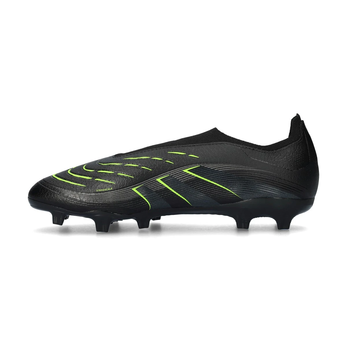 Chuteira adidas Predator League LL FG/MG