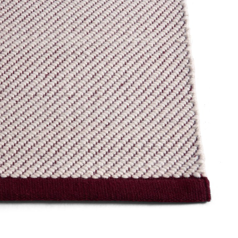 Hay Bias Tint vloerkleed 80x200 Cherry Tint