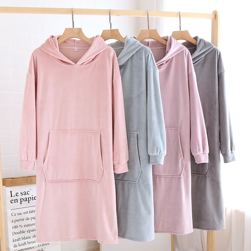 Finlies - Bijpassende effen pyjamajas met capuchon voor koppels (verschillende ontwerpen)
