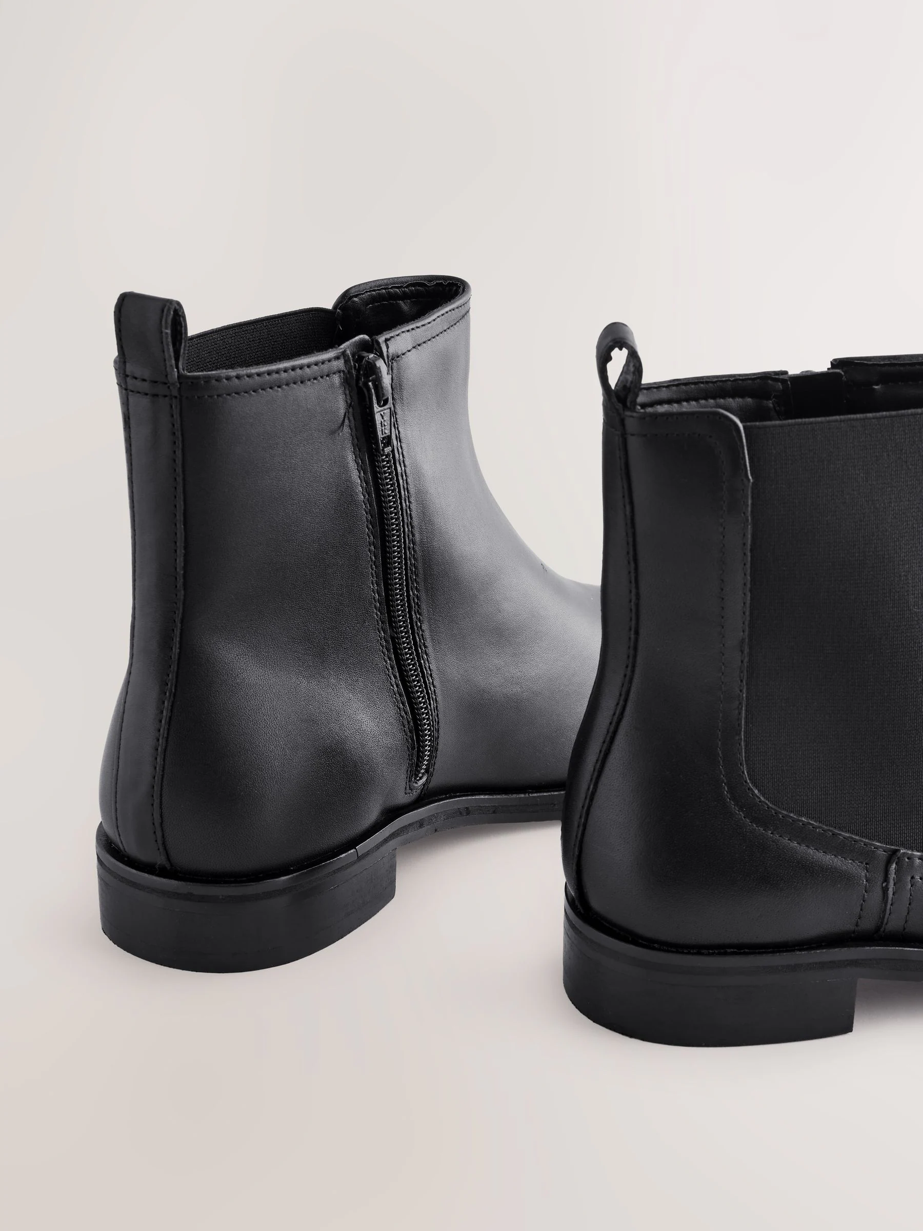 Zwart leer - Forever Comfort® Chelsea-enkellaarzen