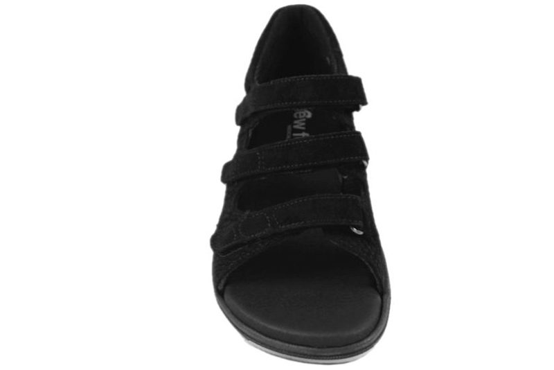 NEW FEET SORT PRÆGET SKIND SANDAL