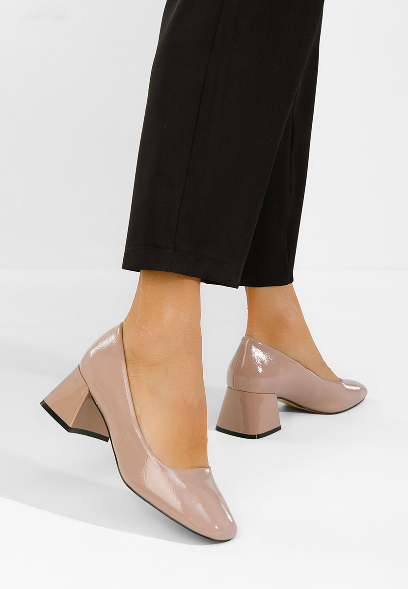 Chaussures vernies à talon épais beige Mesena