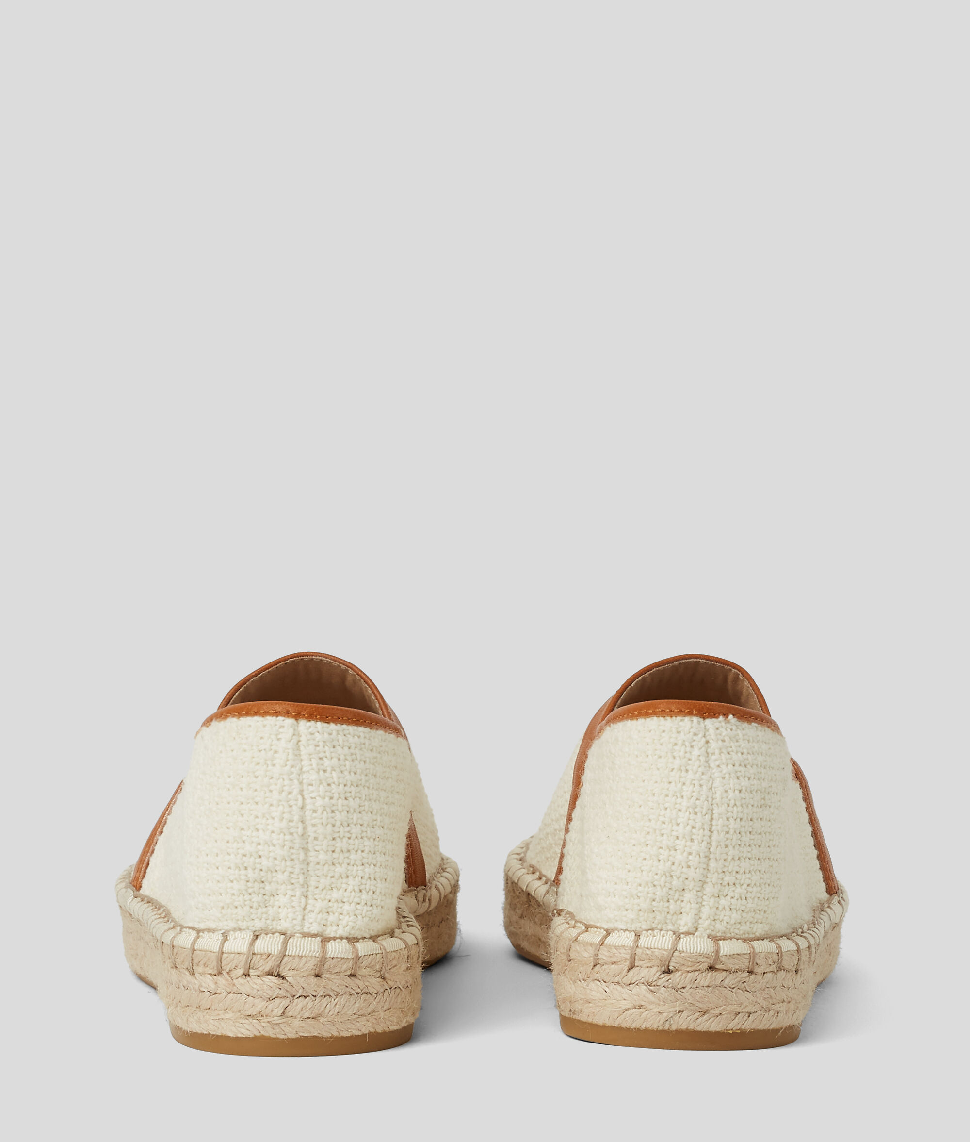 Slip-on à logo en anneau Kamini Duo