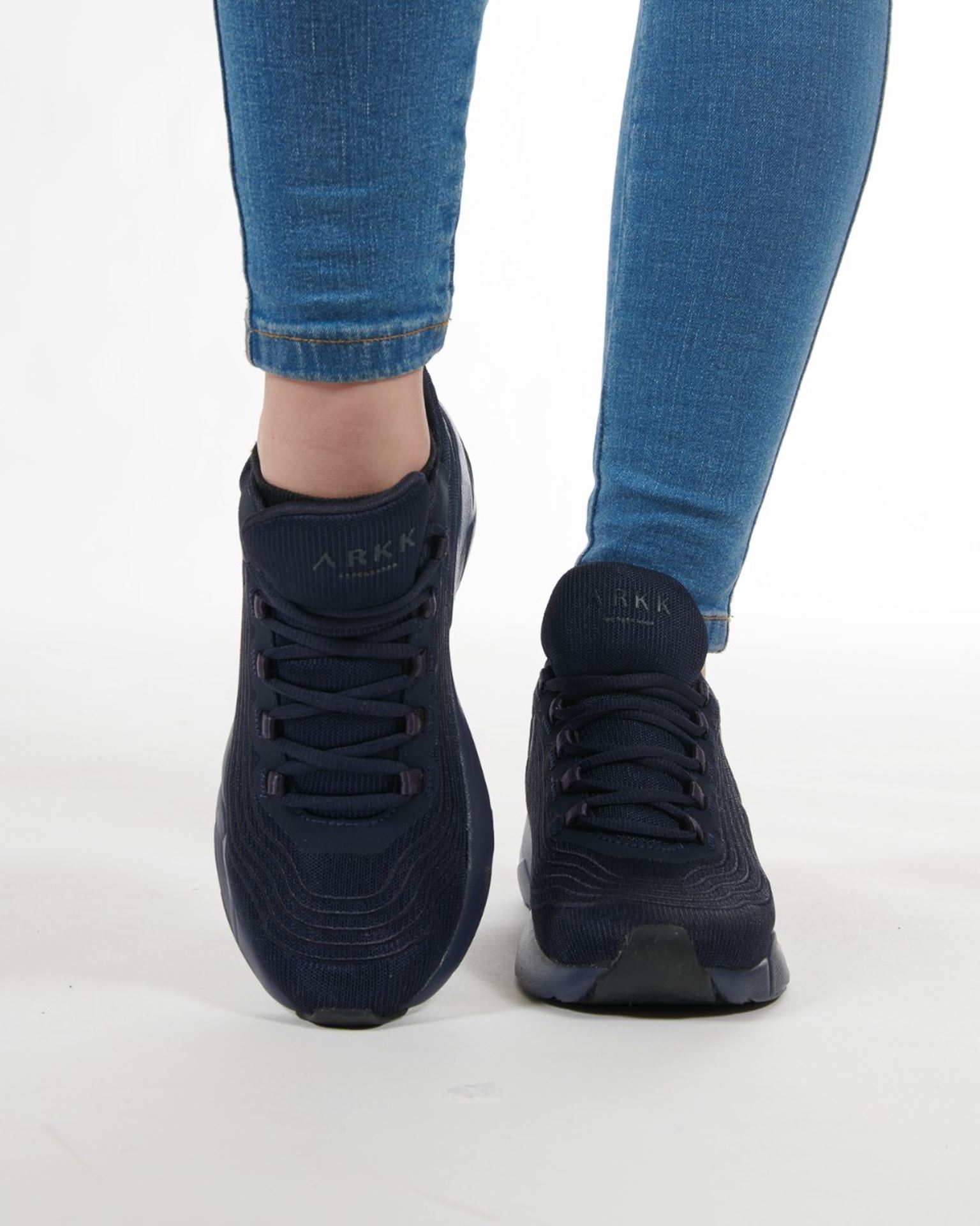 Avory Mesh