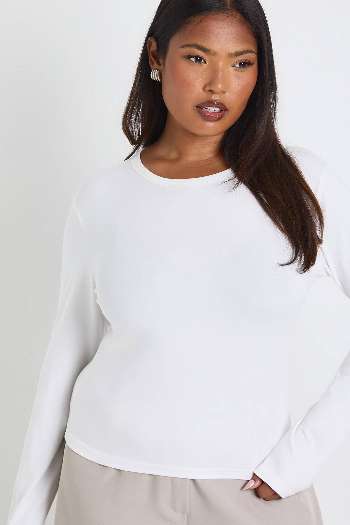 boohoo Plus Basic haut longline ajusté à manches longues