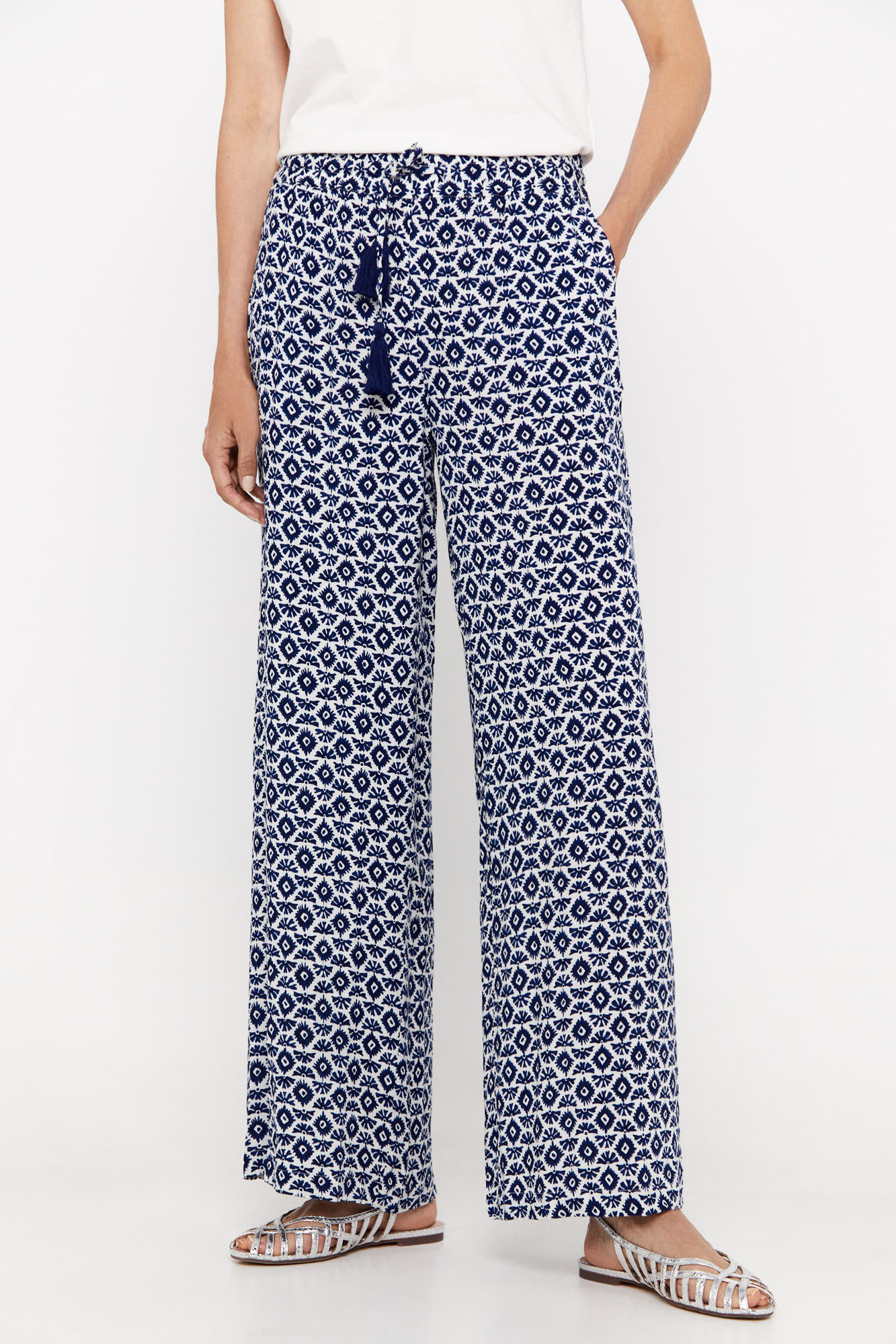 Calças fluidas estampadas - Estampa branca
