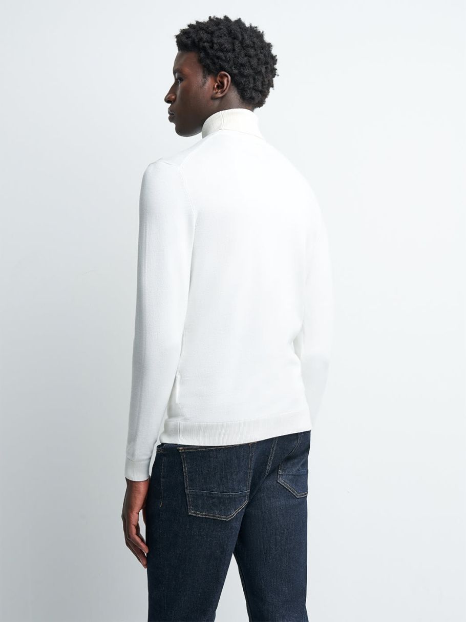 Pull col roulé en viscose certifiée