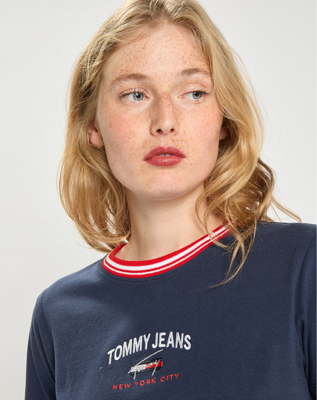 Tommy Jeans T-Shirt timeless script bleu marine