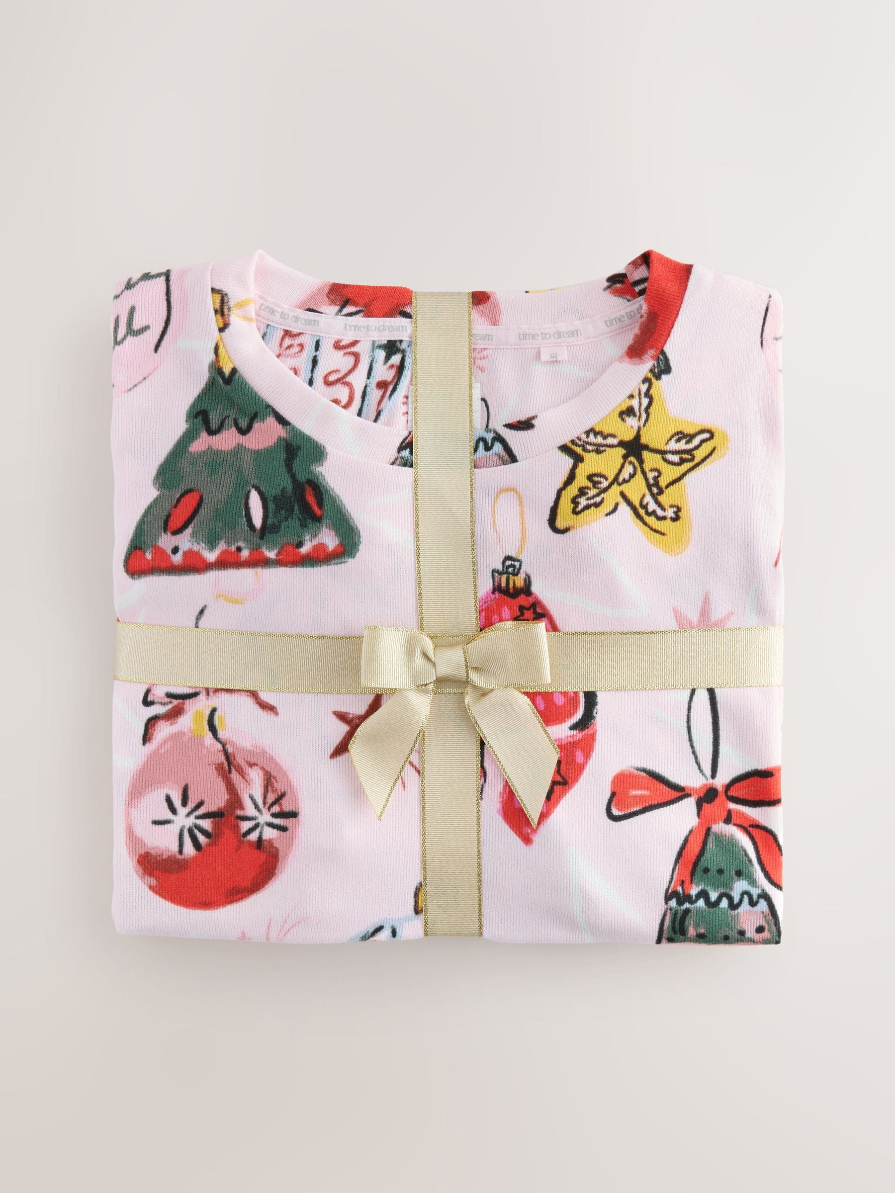 Roze kerstbal - Behaaglijke pyjama met lange mouwen