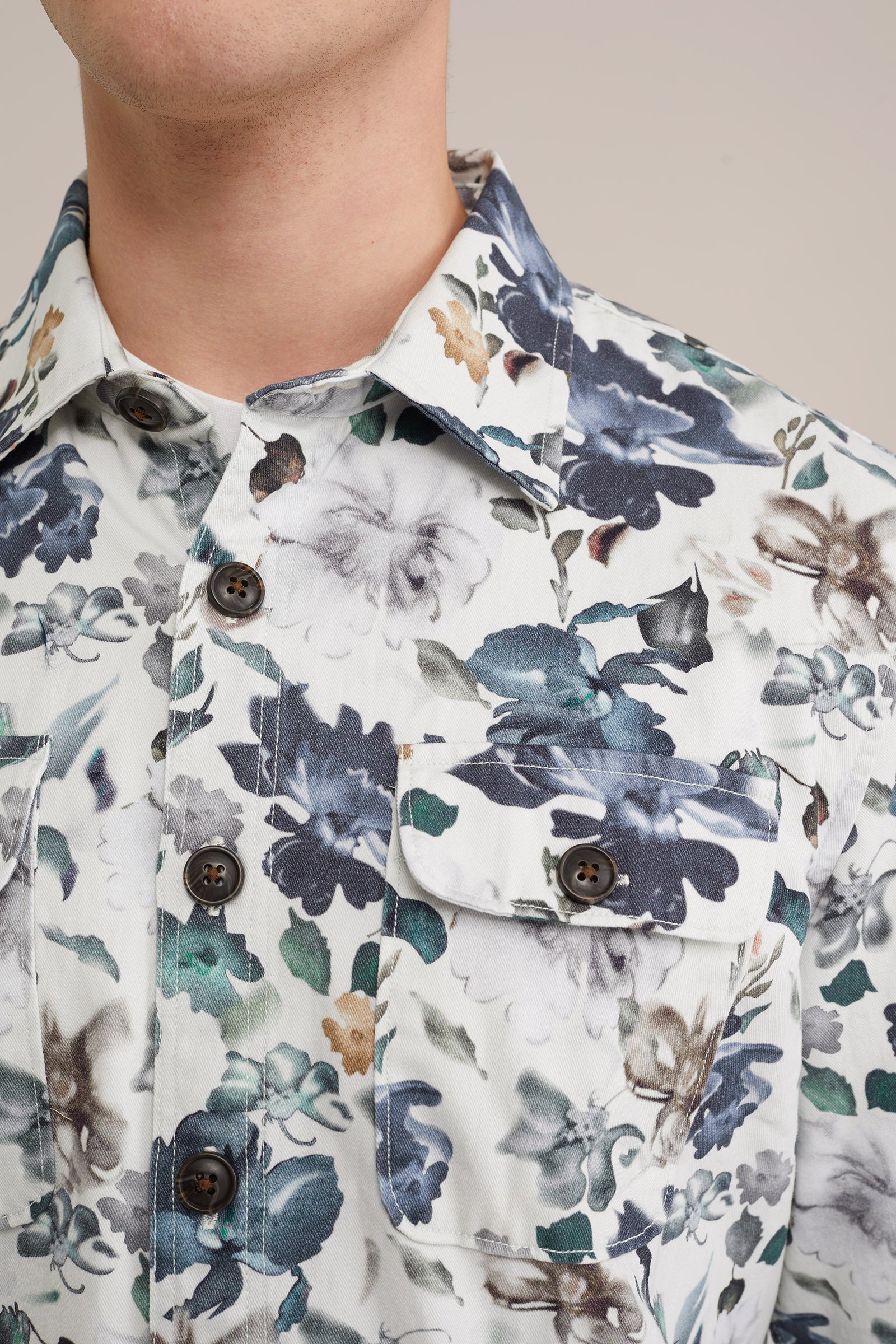 denim overshirt met dessin WE Fashion Gebroken wit
