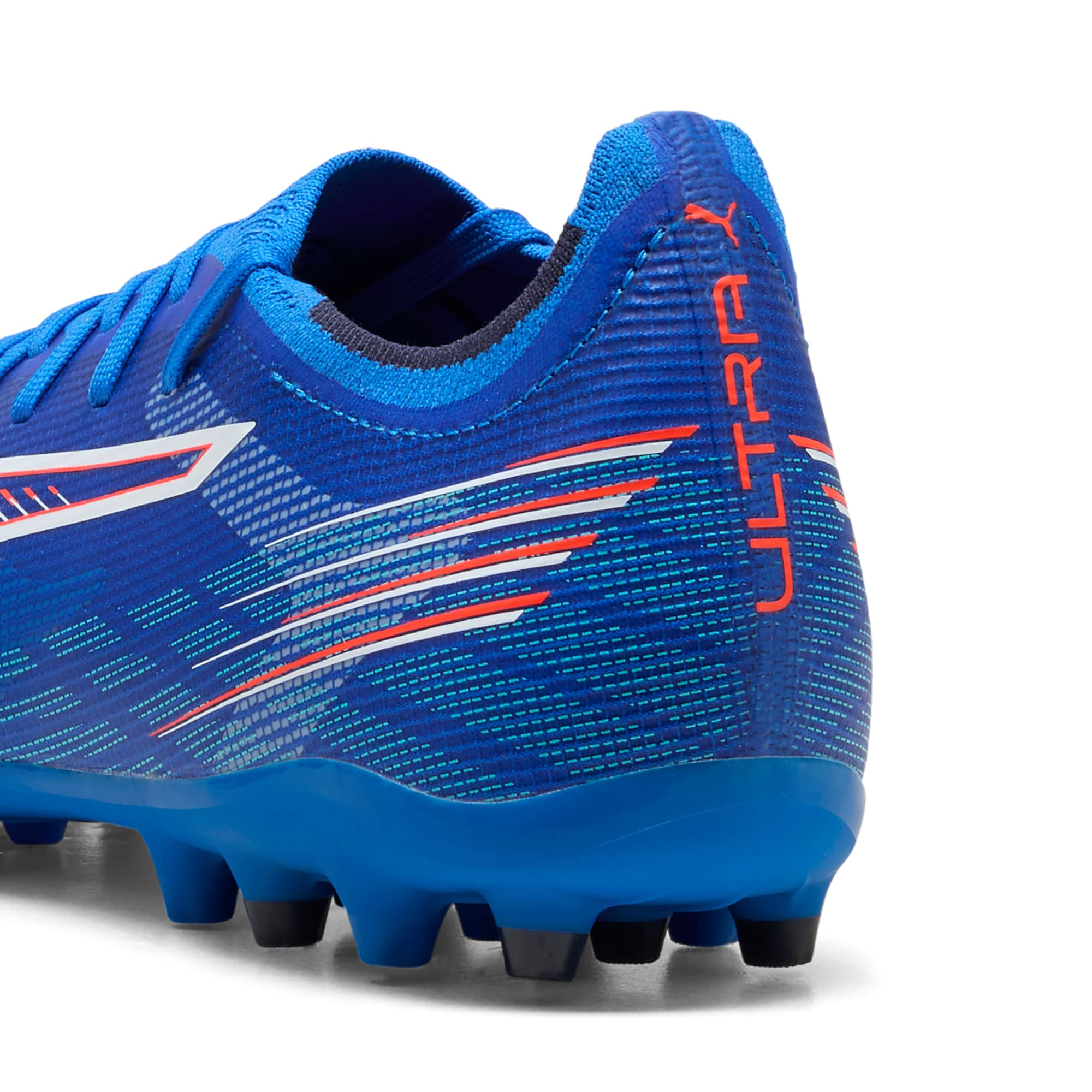 Ultra 6 Match MG Unisex Ultra Blue/PUMA White/Glowing Red