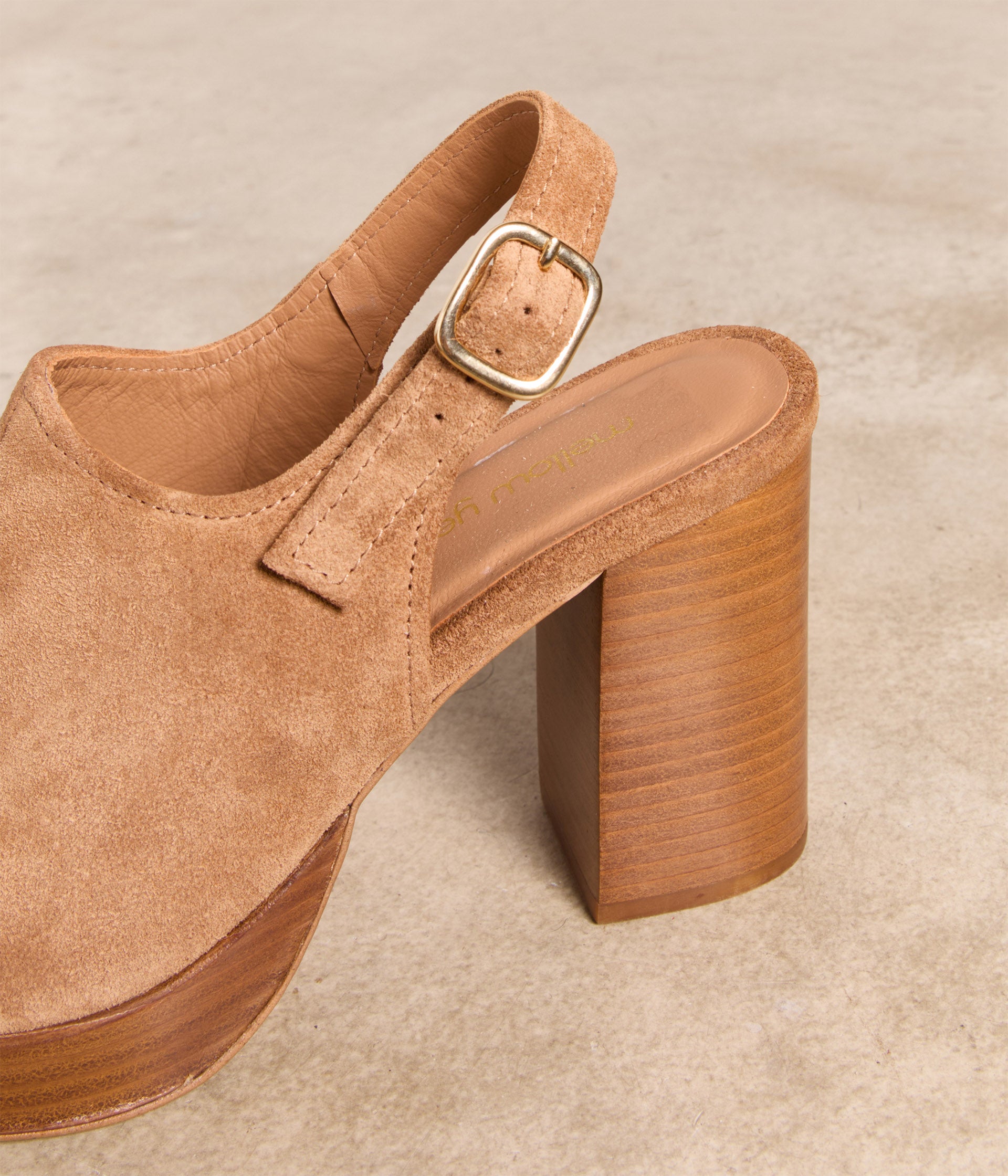 Sandales velours beige Vittoria