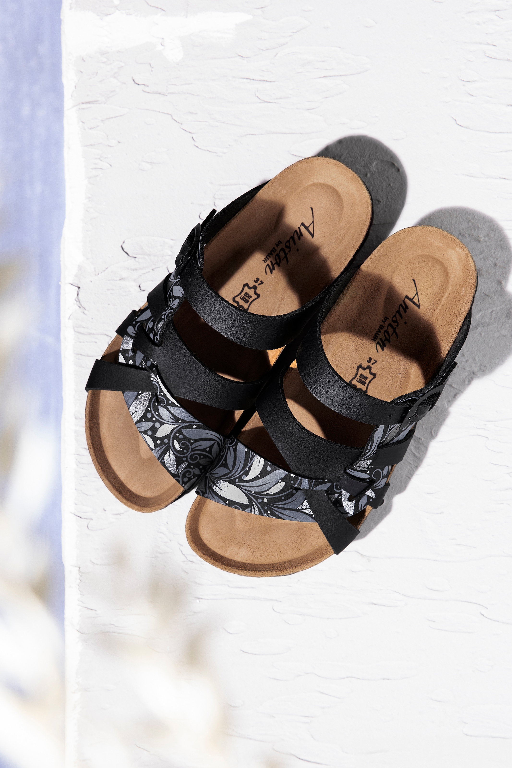Aniston SHOES Pantolette  , Sommerschuh, Schlappen mit verstellbaren Schnallen