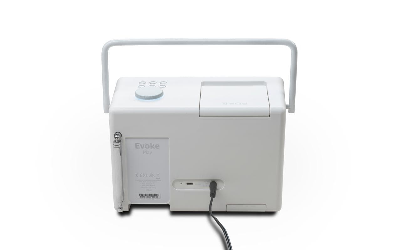 Internet Radio Evoke Play Cotton White<br>Evoke Play vielseitiges Musiksystem in Cotton White