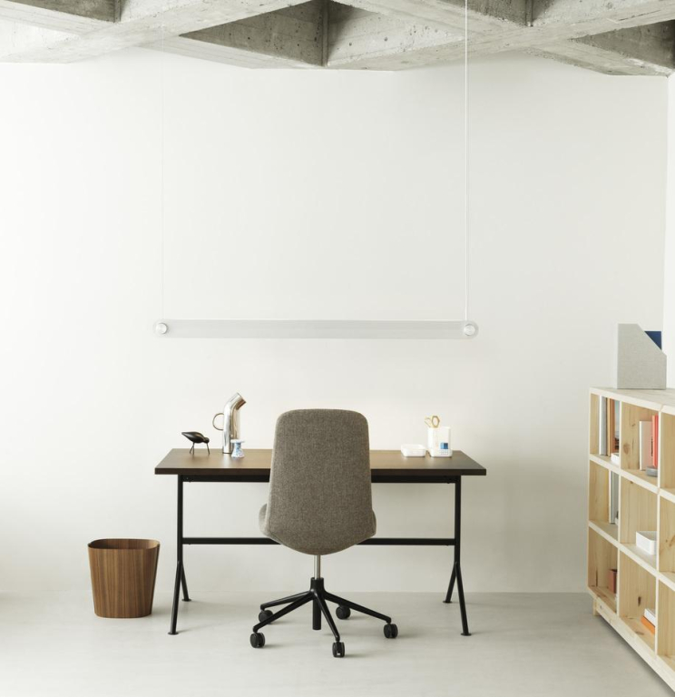 Normann Copenhagen Kip bureau black 150x80 pine