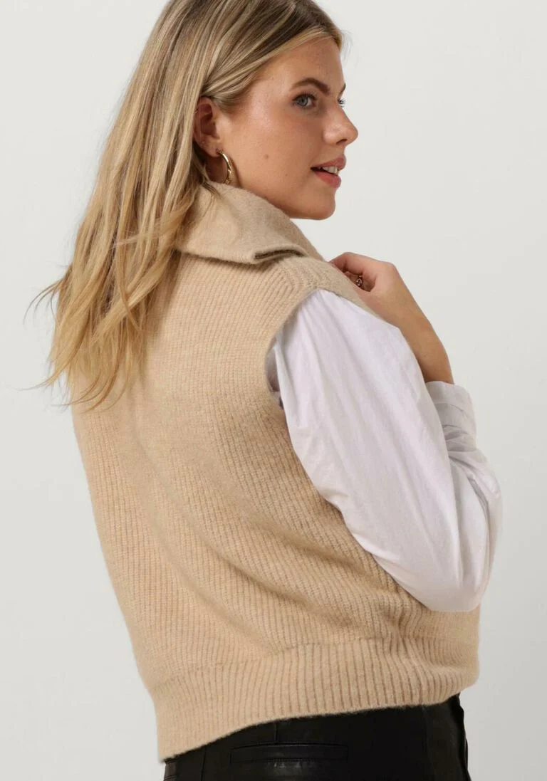 KNIT-TED camel knit-ted spencer mace