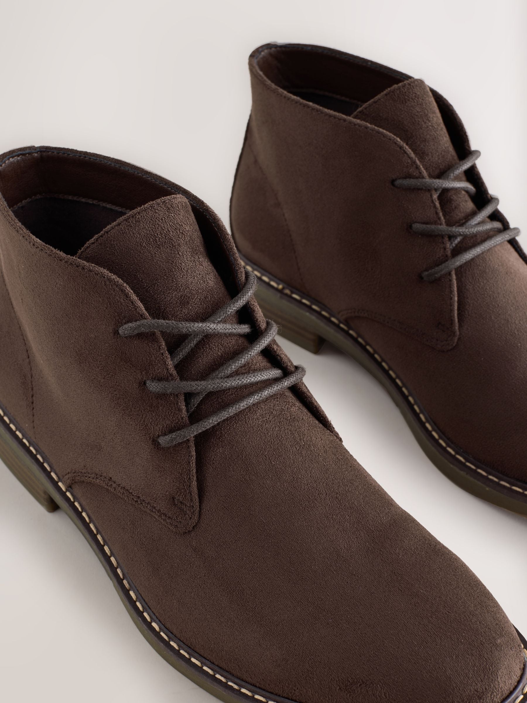 Bruin - Chukka sneakers