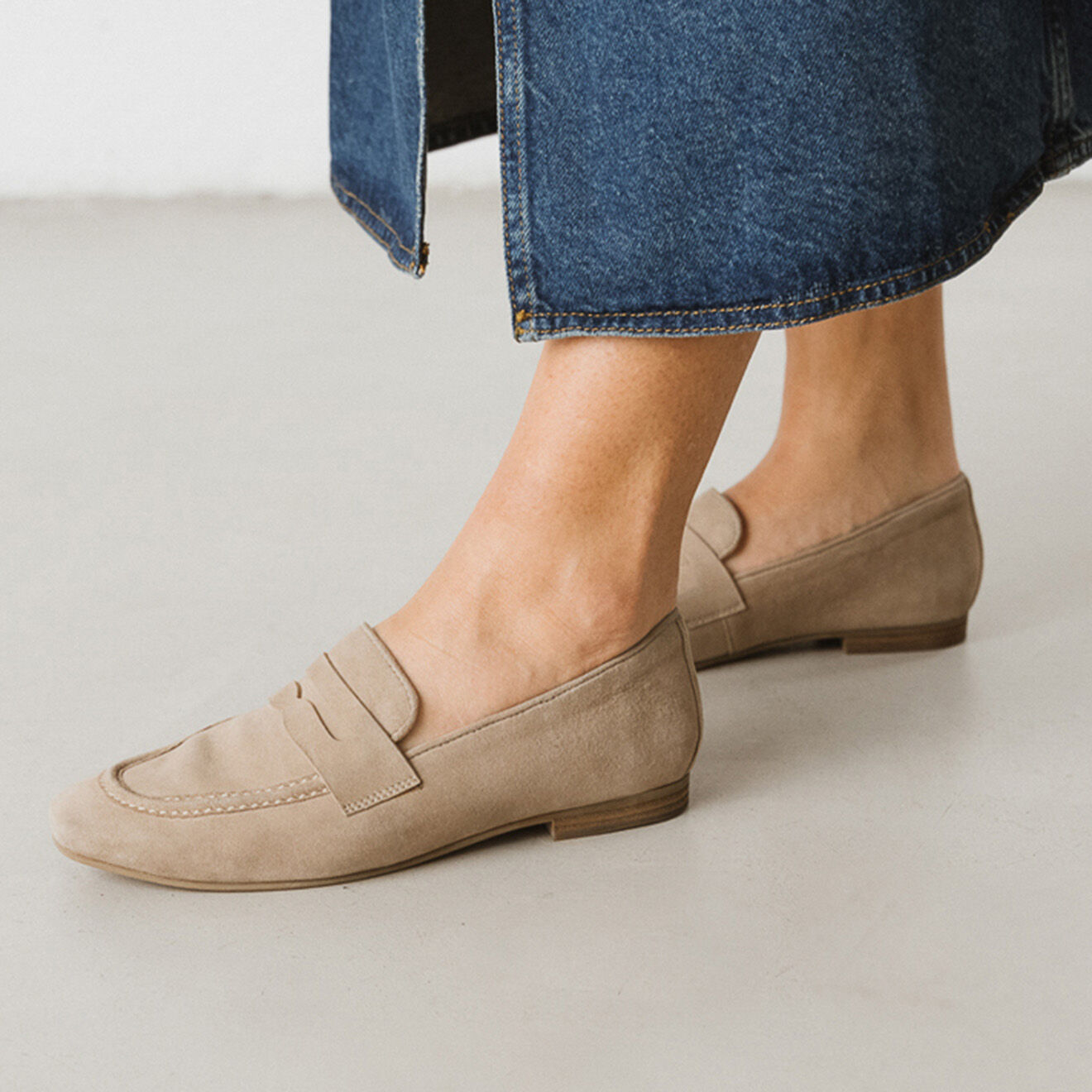 Jonak Mocassins en Velours de Cuir Marcusi beiges