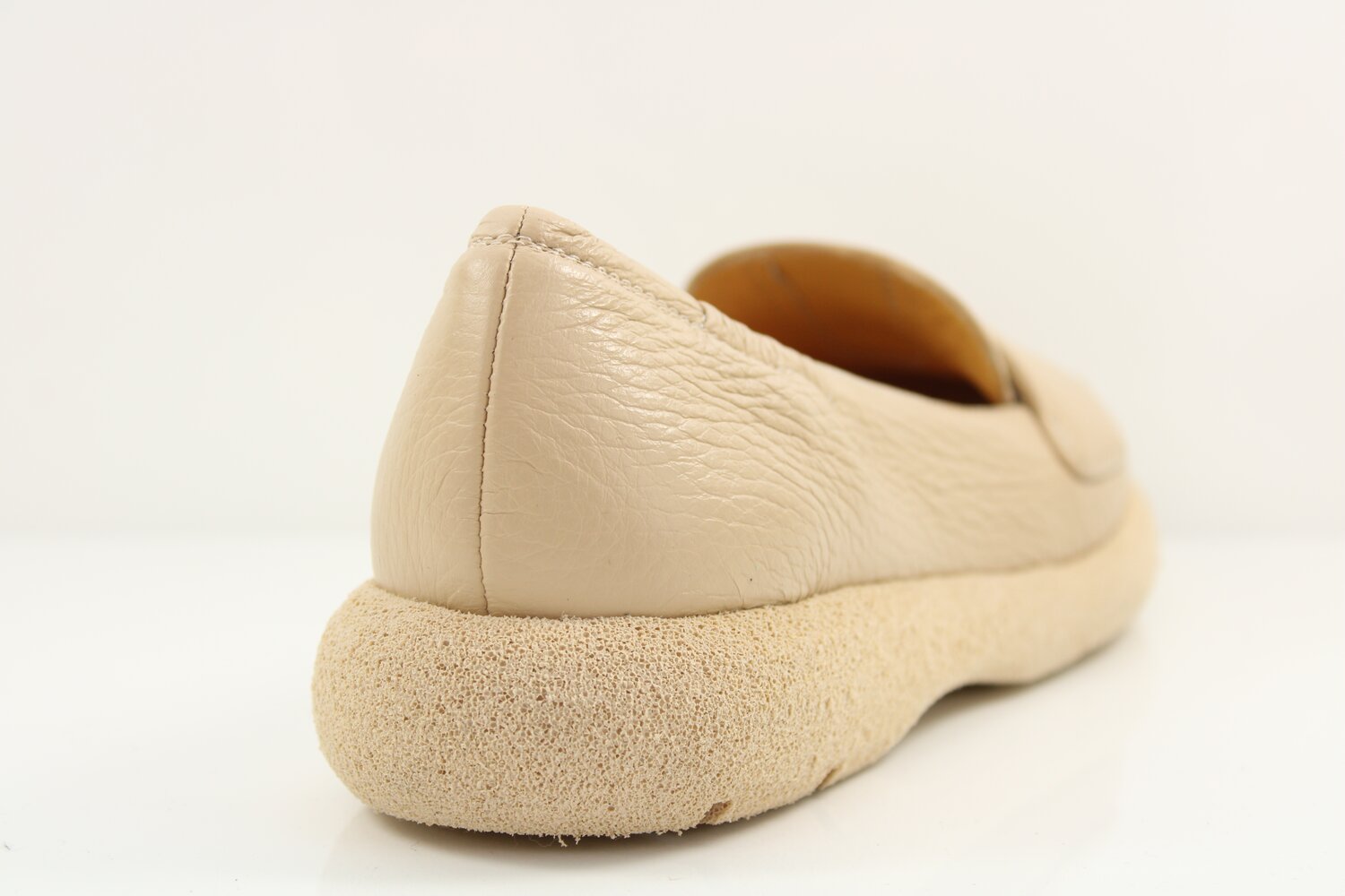 TRUMAN'S Slipper