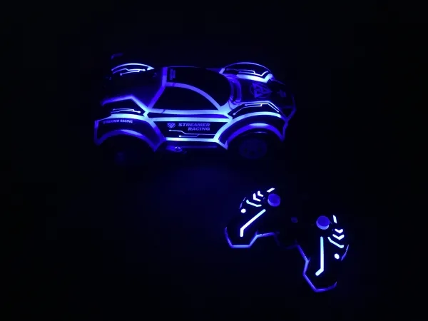 Streamer Car with Light & Fog RTR