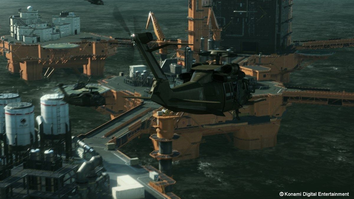 Metal Gear Solid V (5): The Phantom Pain - Day One Edition with Steel Case- Xbox360