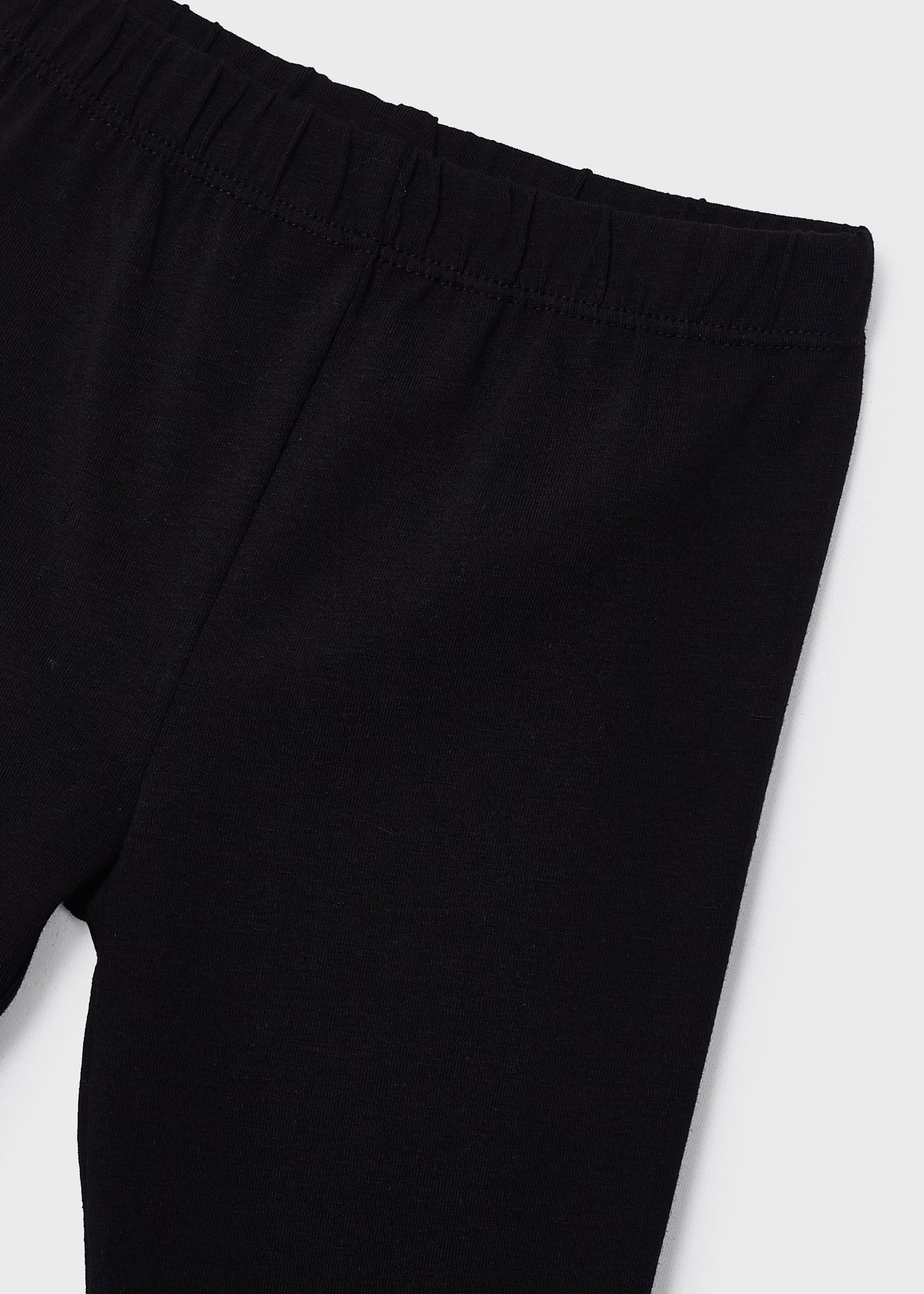 Conjunto de duas peças com bordado em algodão sustentável para meninas
