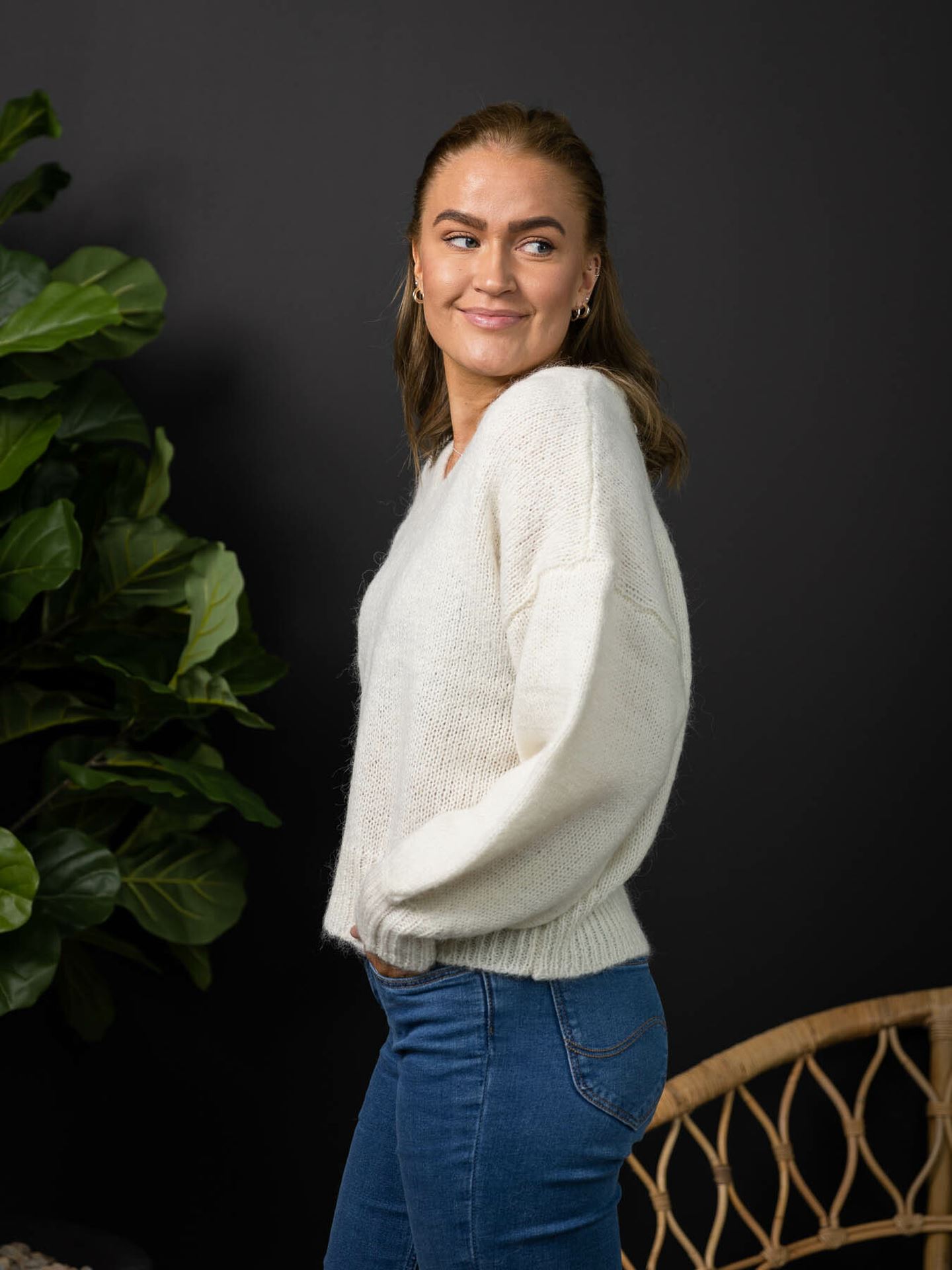 Livi Long Sleeve Knit Pullover