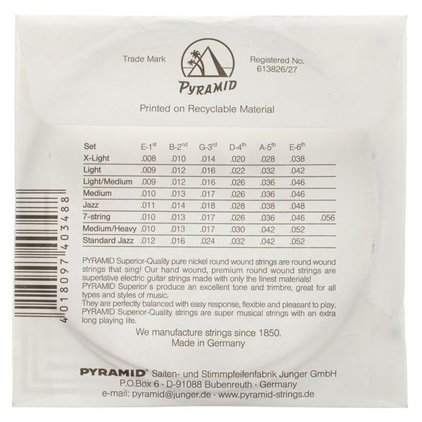 Pyramid 048