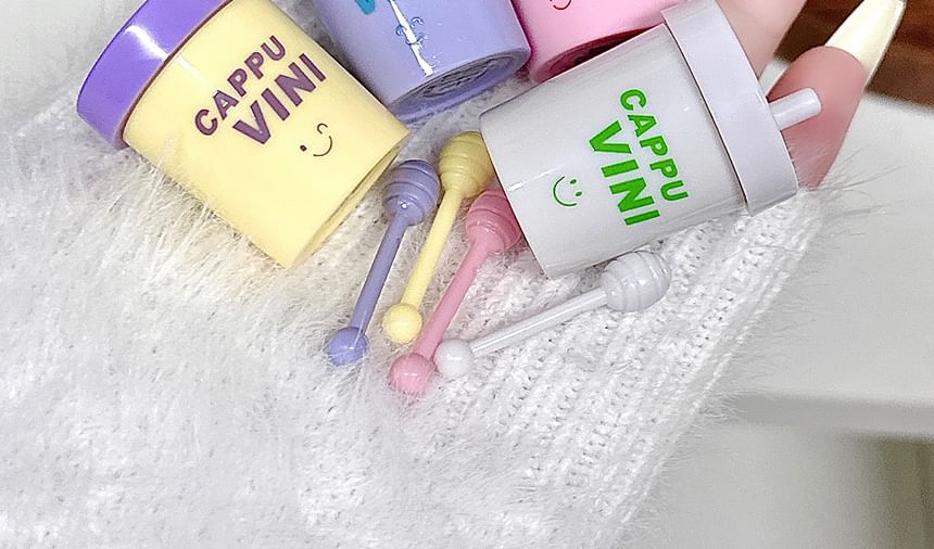Cappuvini - Hydraterende melktheekop lipgloss - 4 kleuren