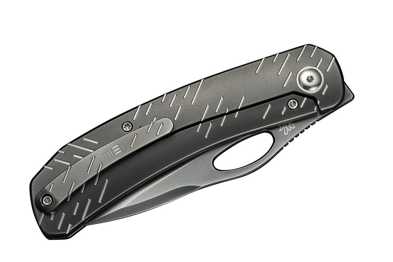 WE Knife Inmate WE23096B-4, Polished Gray CPM 20CV, Gray Titanium Satin Raindrop Pattern zakmes, Jerad Neeve design
