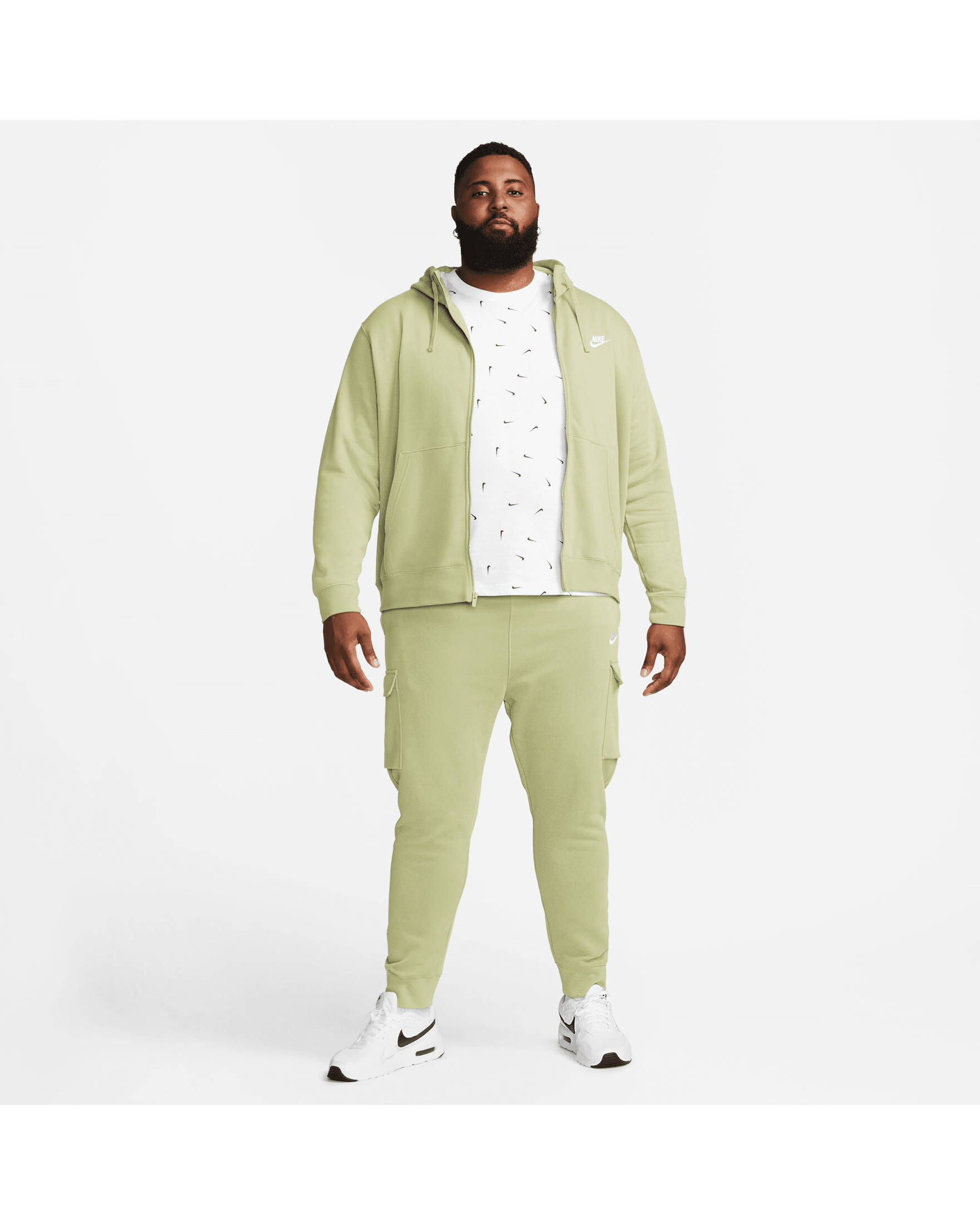 Nike Sportswear| Herren Jogginghose Standard Fit
