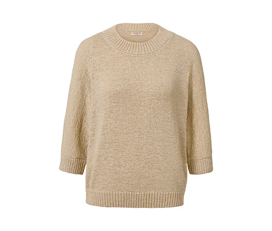 Sommerlicher Strickpullover aus Bändchengarn