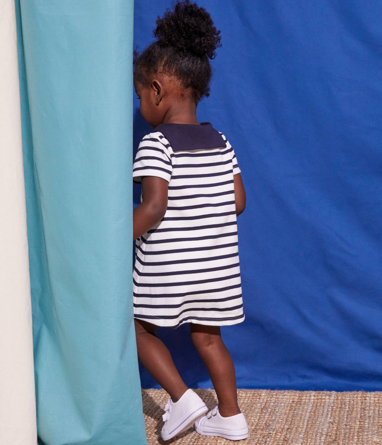 Vestido branco de mangas curtas PETIT BATEAU