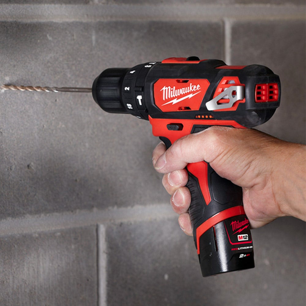 Furadeira de impacto Milwaukee 12V Skin M12BPD-0