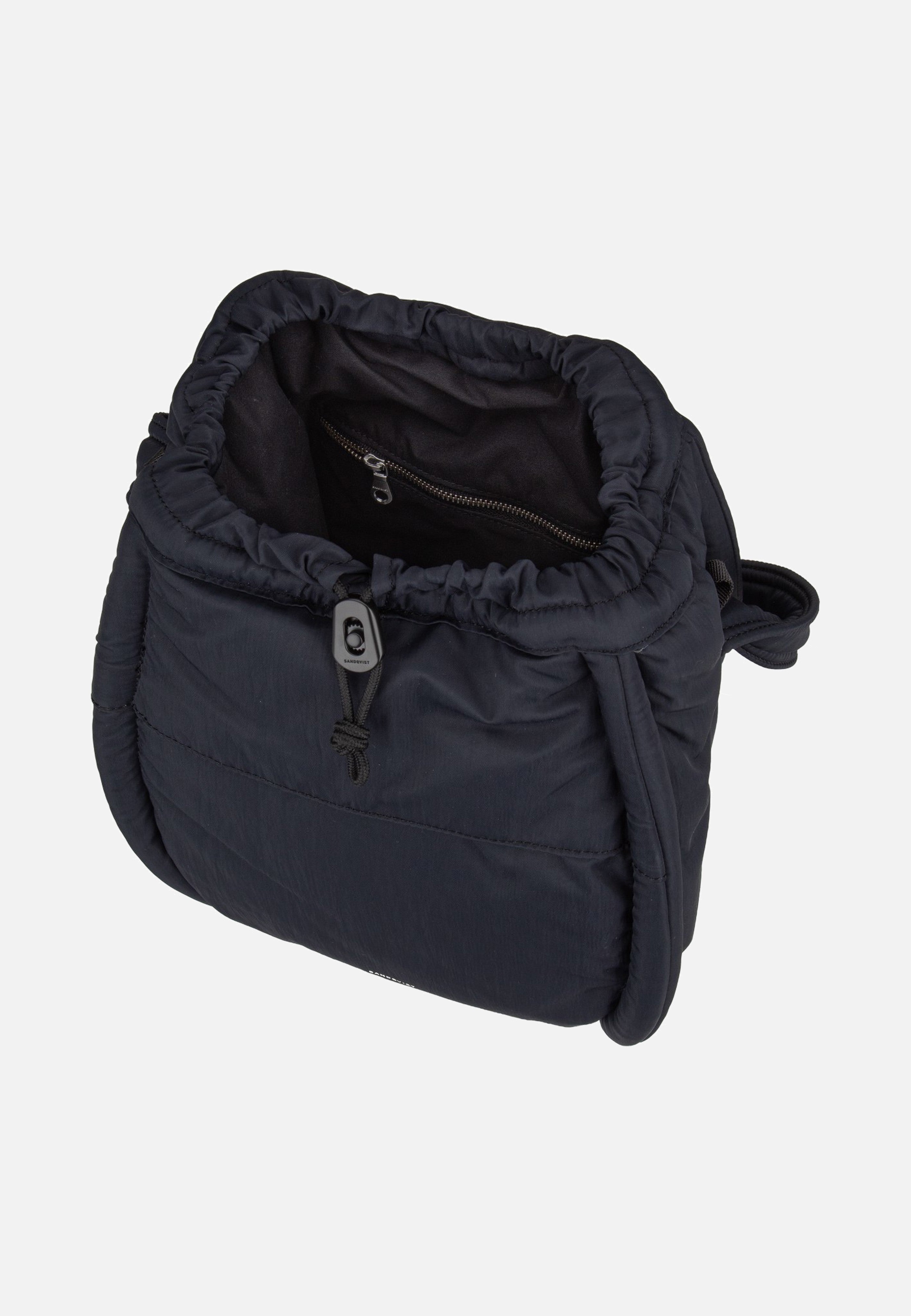 Curve Bucket Black - Bucket Bag