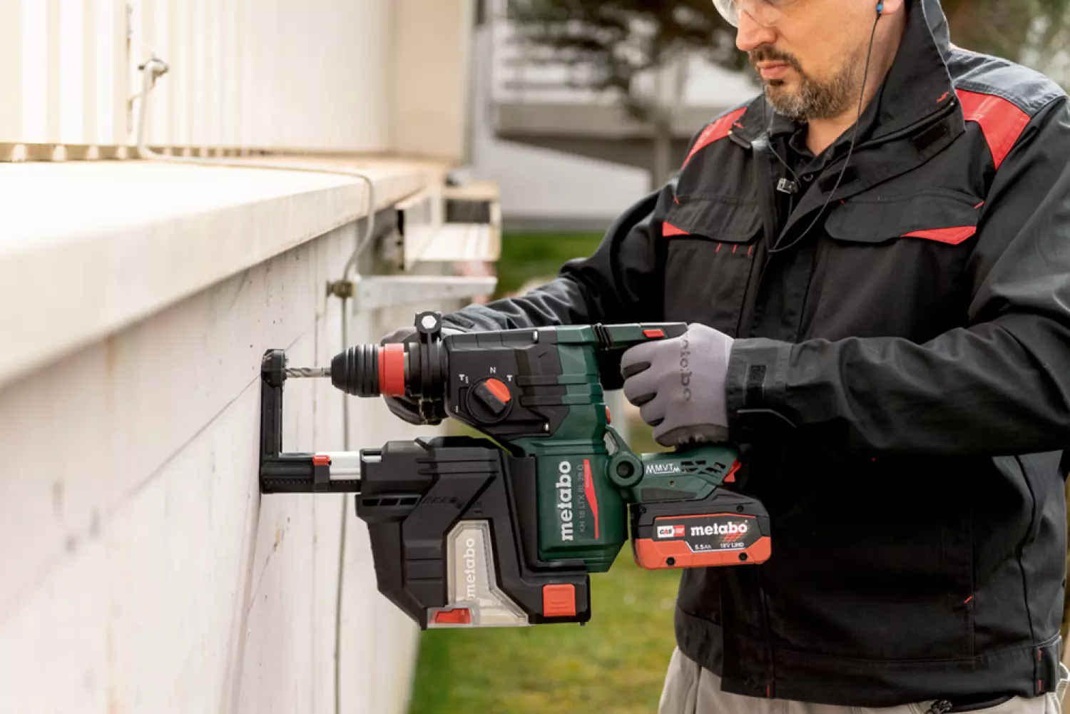 Metabo KH 18 LTX BL 28 Q Set ISA 18V Li-ion Accu combihamer body in metaBox