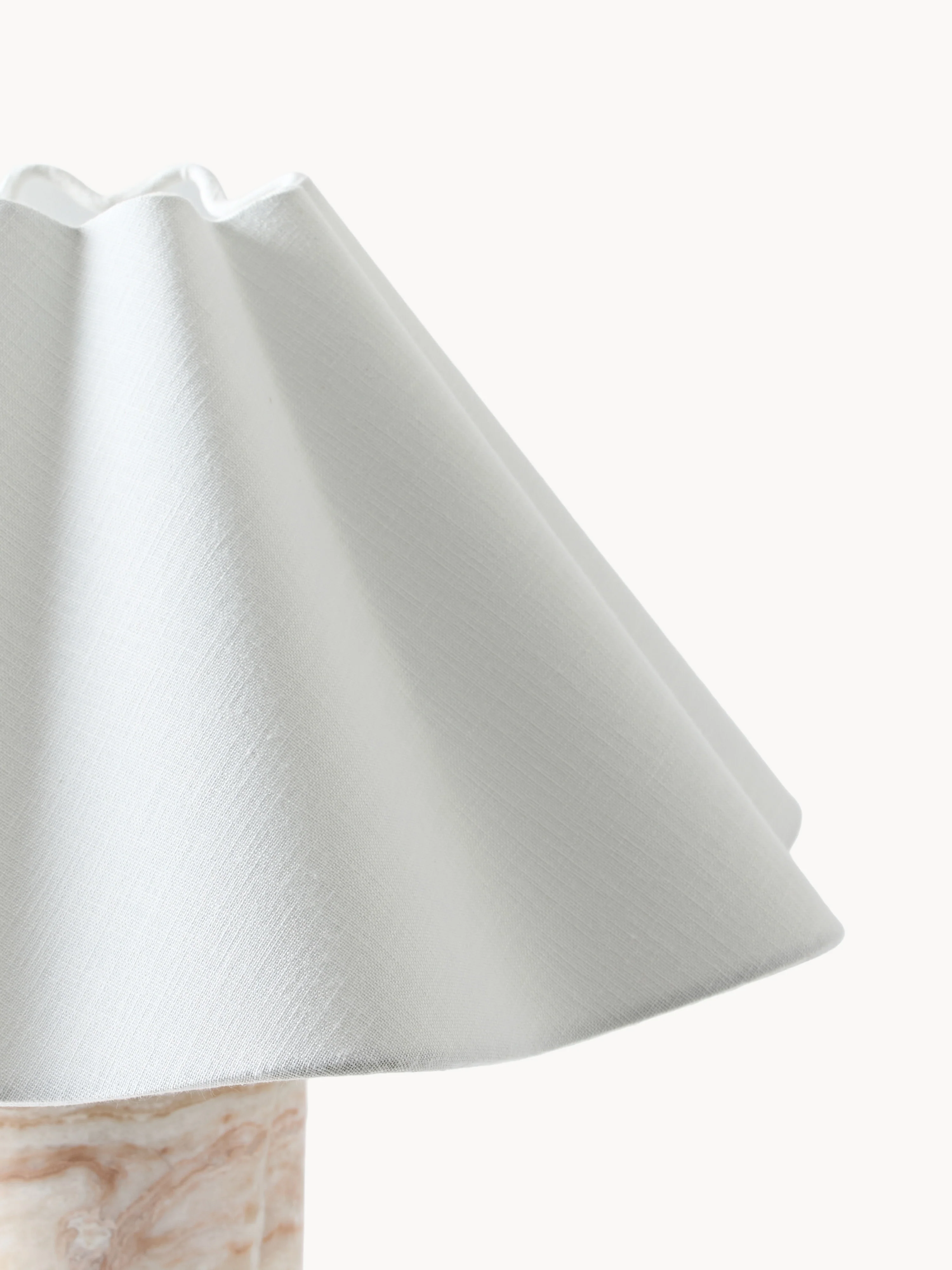 Dimbare LED tafellamp Arya met marmeren voet