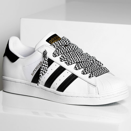 Baskets Superstar EG4958 Footwear White Core Black x Superlaced Gros Lacet Noir Blanc
