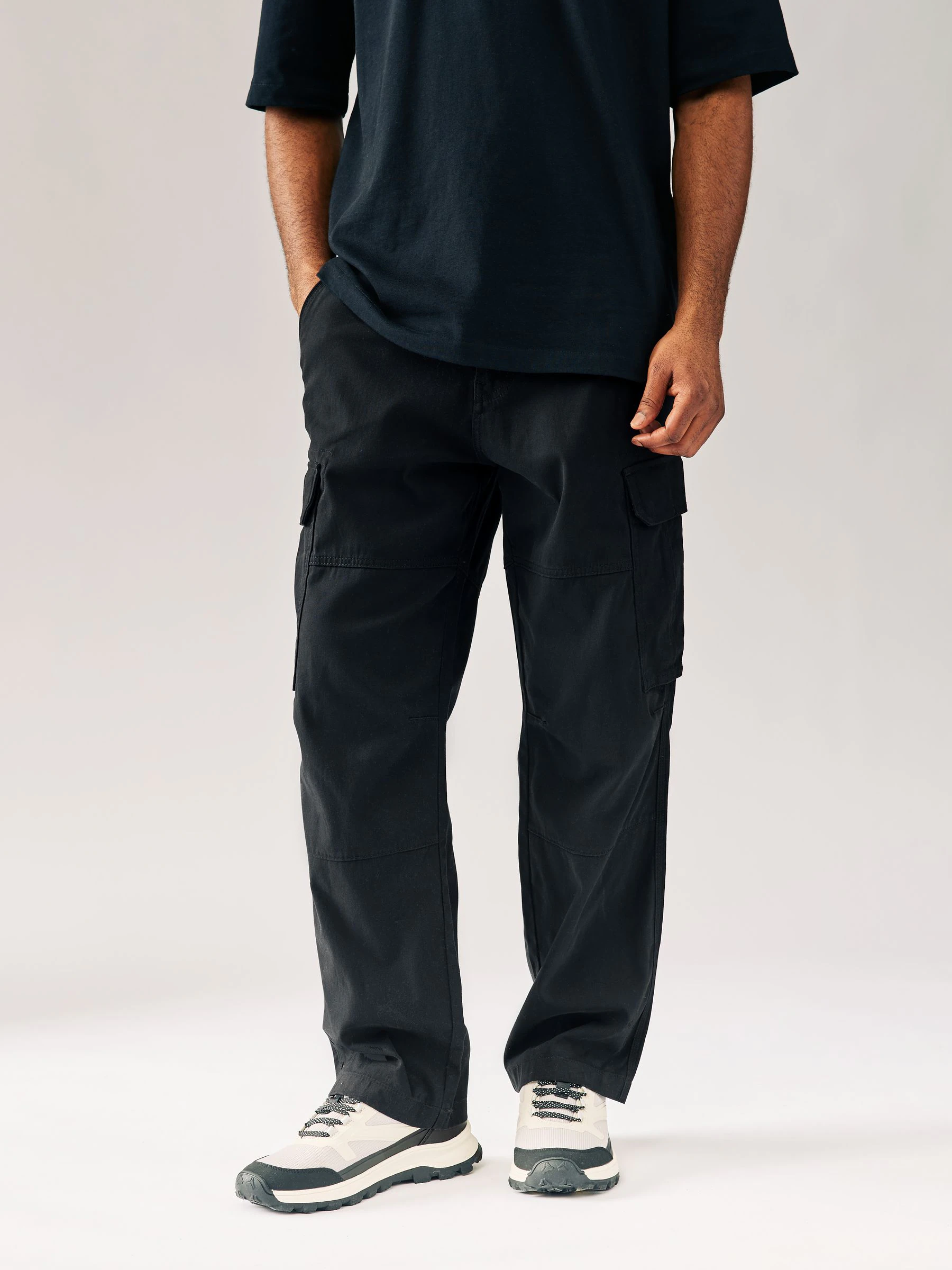Zwart - Relaxed fit - Katoenen cargostretchbroek