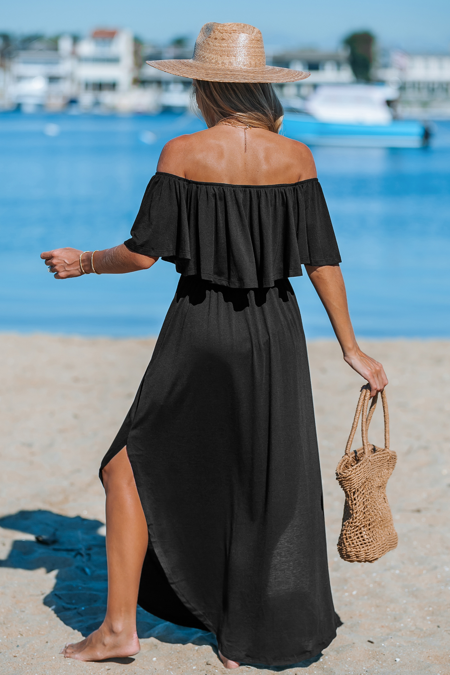 Robe maxi à épaules dénudées et corsage à volants noire