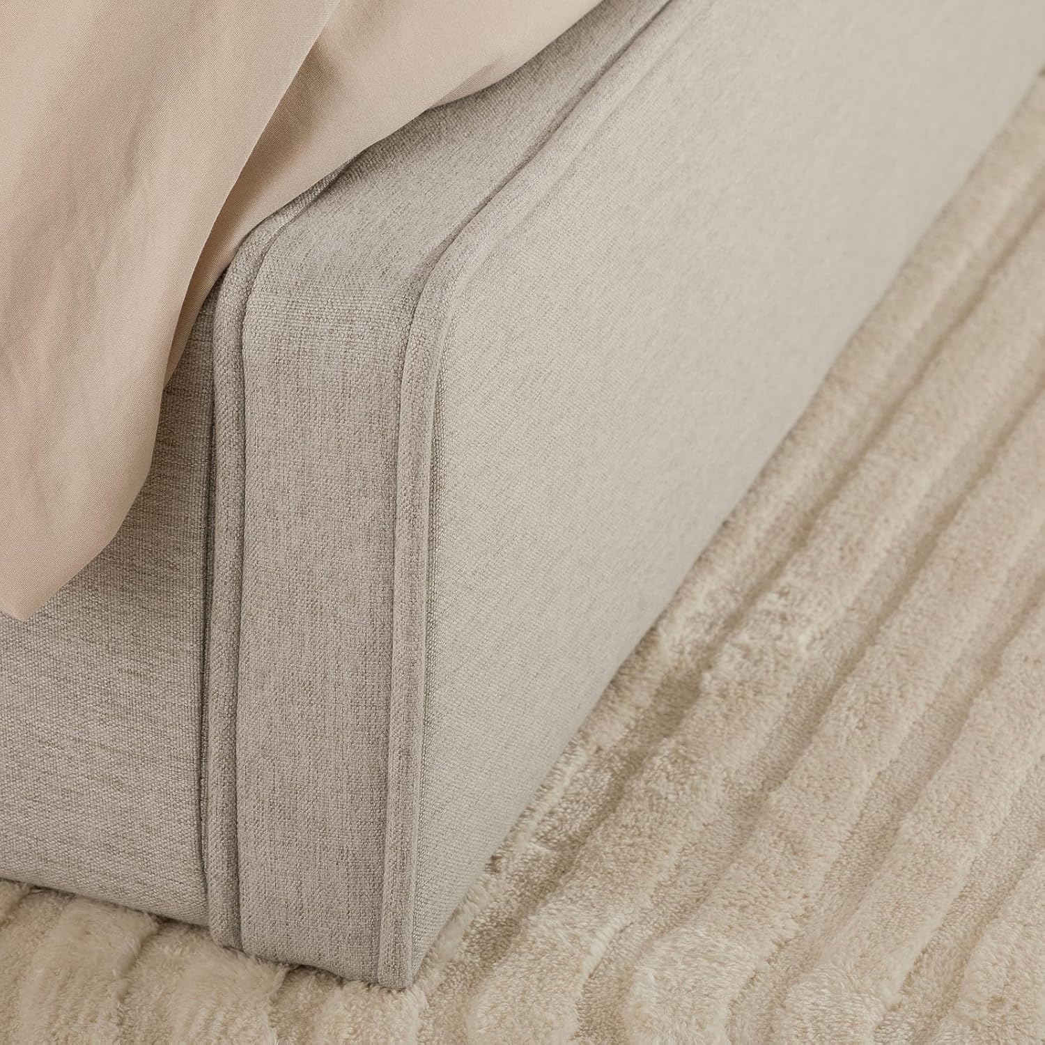 IDIMEX Polsterbett MARINI Doppelbett 140x200 cm in hellgrau - Bett gepolstert mit Lattenrost, modernes Design & stabiles Holzgestell mit Kunststofffüßen