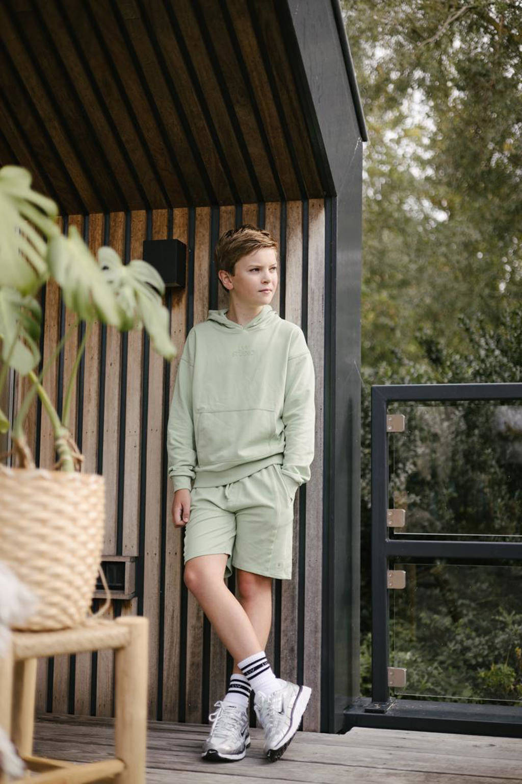 LEVV regular fit sweatshort KORS lichtgroen
